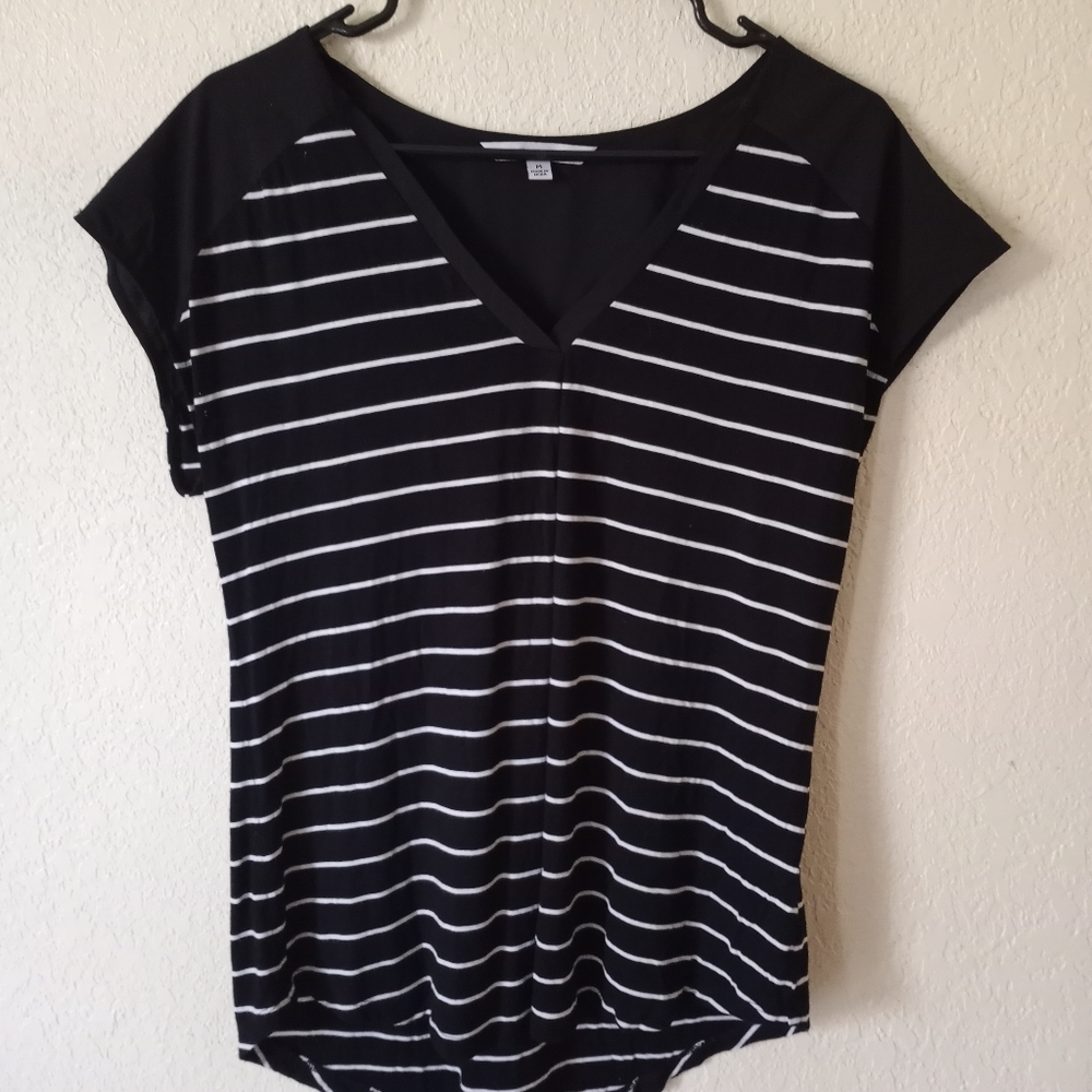 Adrienne Vittadini women short sleeve, black and white striped
